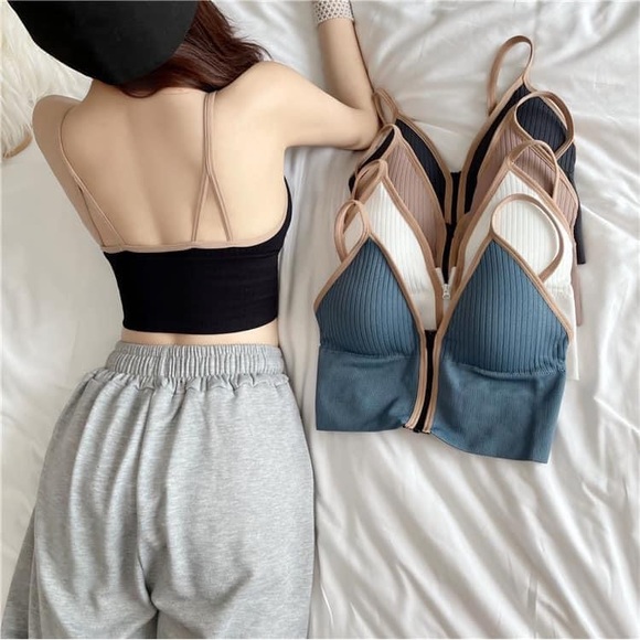 Women’s zip up bralette - Picture 2 of 15